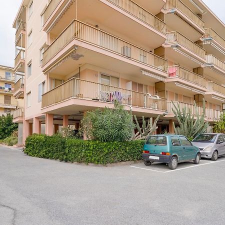 Apartament Near The Sea - Wifi And Parking Ventimiglia Zewnętrze zdjęcie